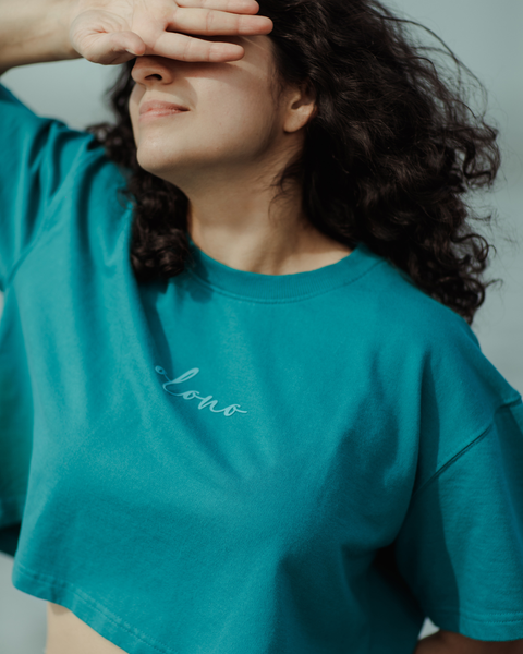 AQUA | OVERSIZED CROP T-SHIRT